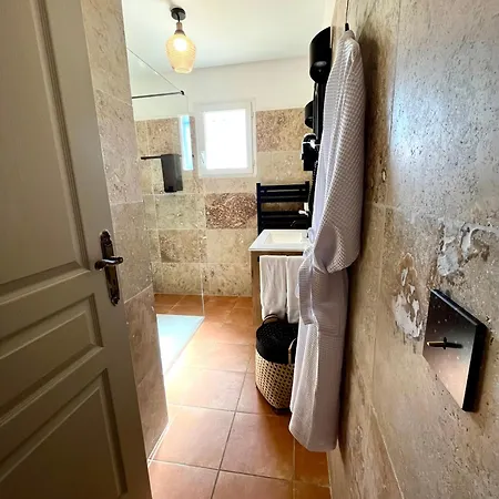 Domaine Victoria Villa *