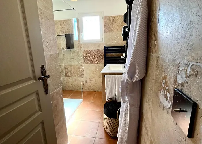 Domaine Victoria Villa *